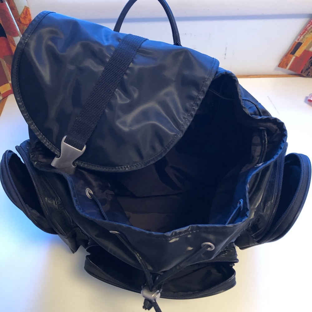 MAC Cosmetics black backpack - Picture 2 of 4